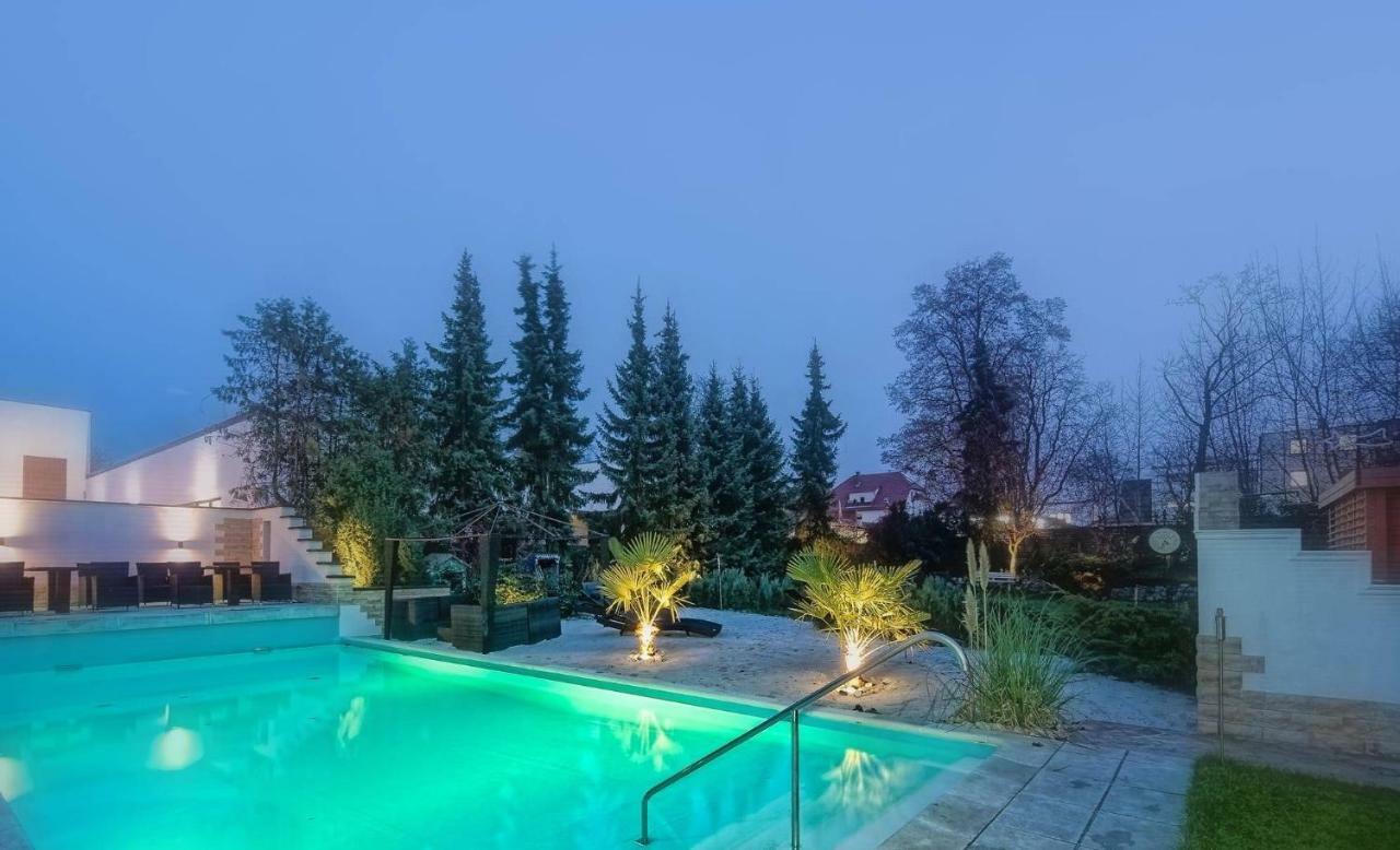Holi Day Spa Appartement 1 برلين المظهر الخارجي الصورة